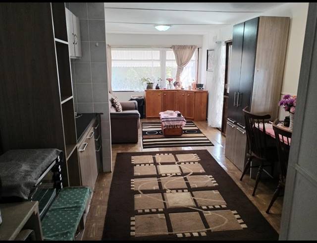 2 BEDROOM APARTMENT FOR SALE IN MARGATE BEACH